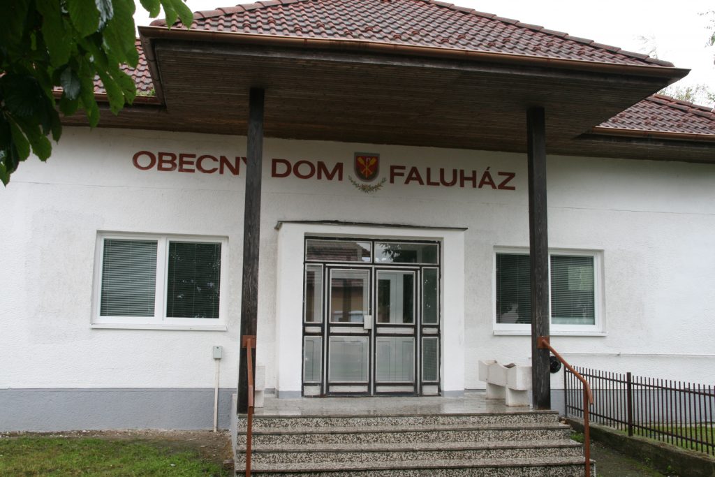Faluház