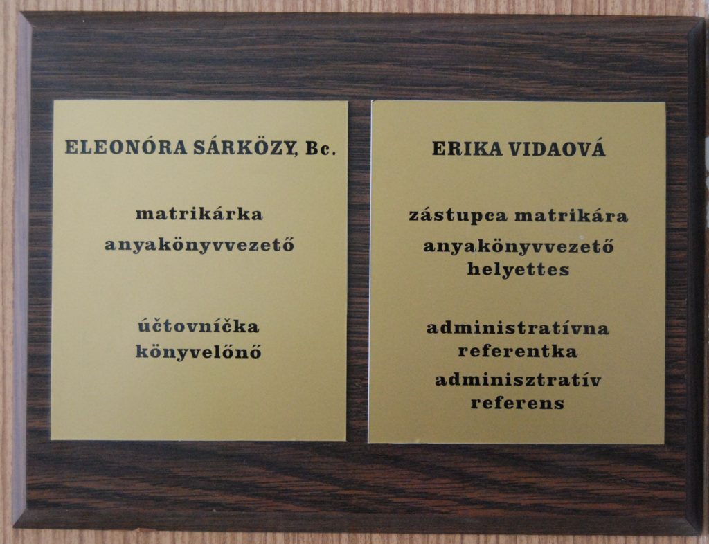 Intézménytábla
