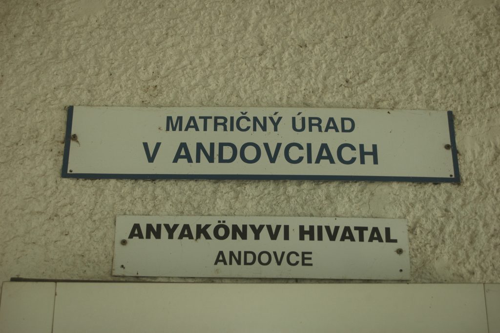 Anyakönyvi hivatal