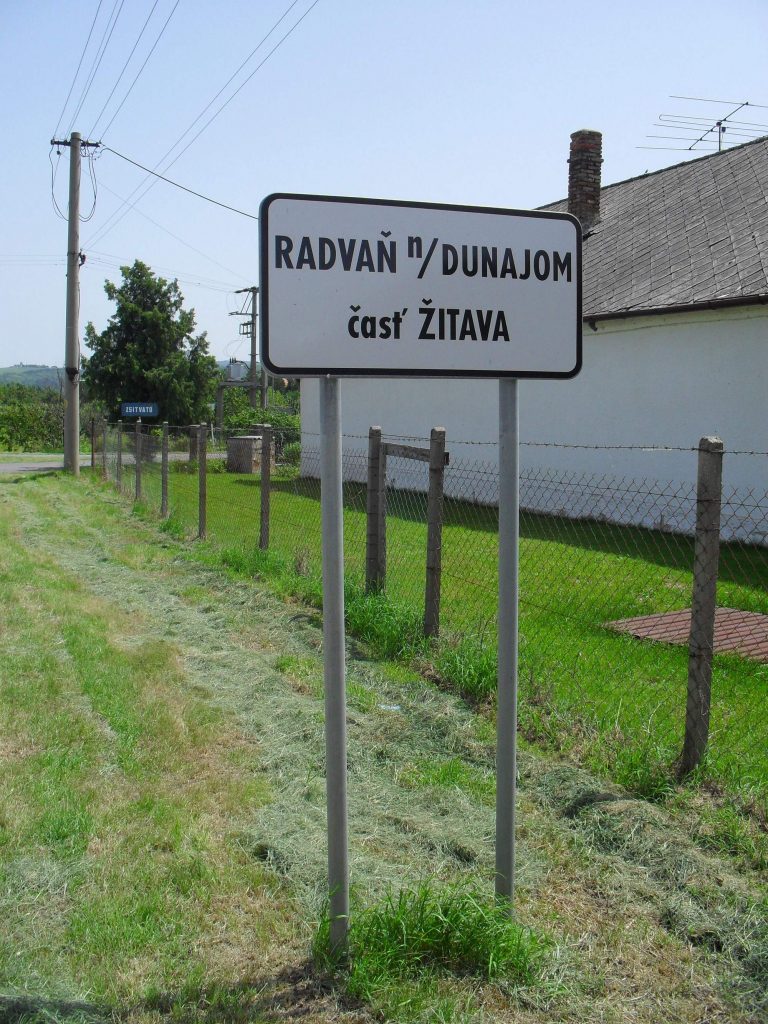 Zsitvatő – helységnévtábla