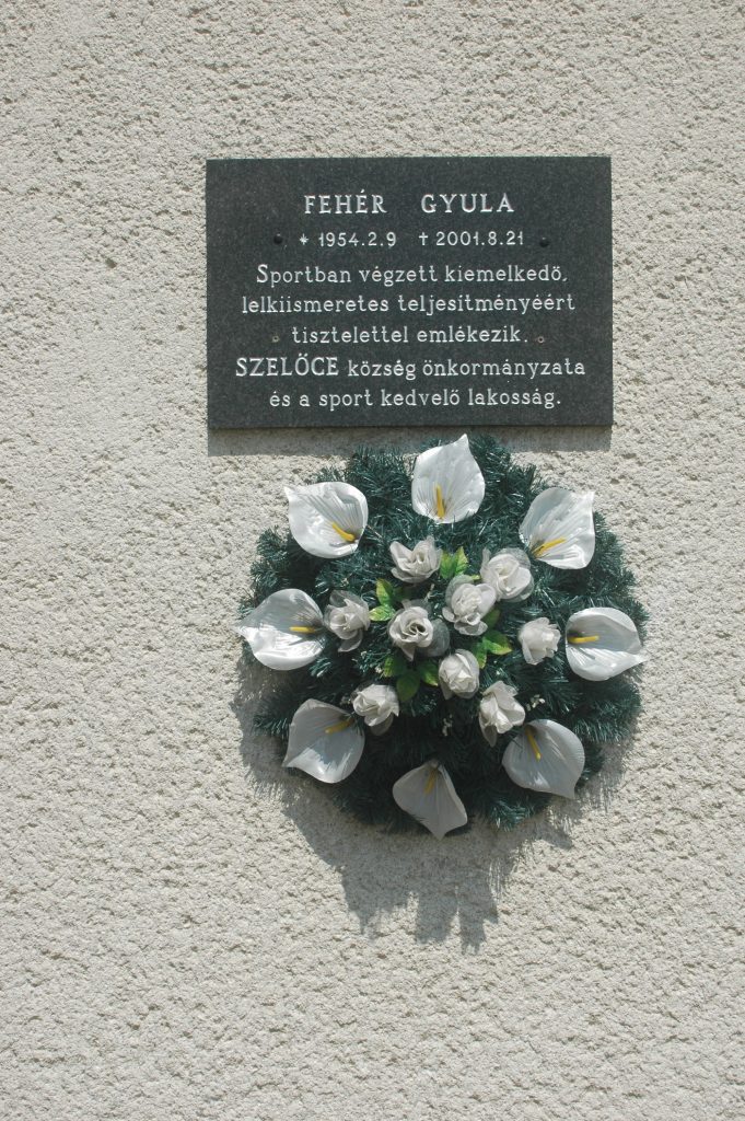Fehér Gyula emléktáblája