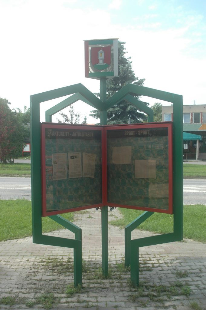 Információs tábla