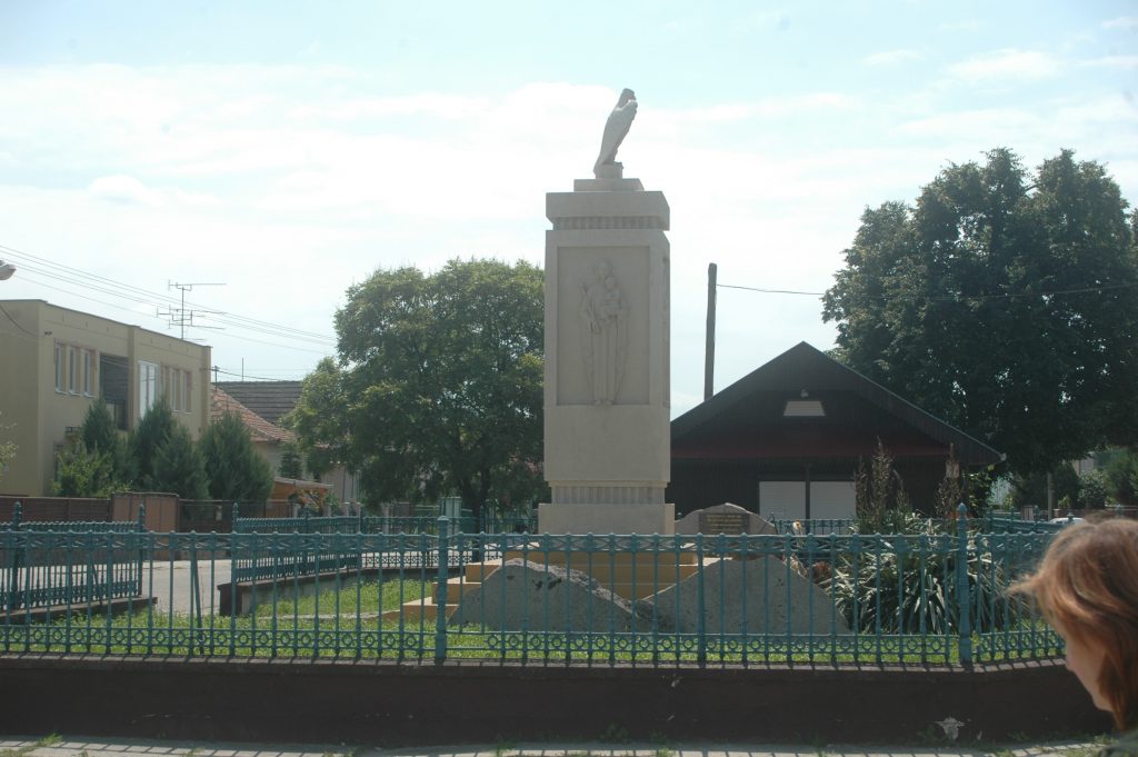Világháborús emlékmű