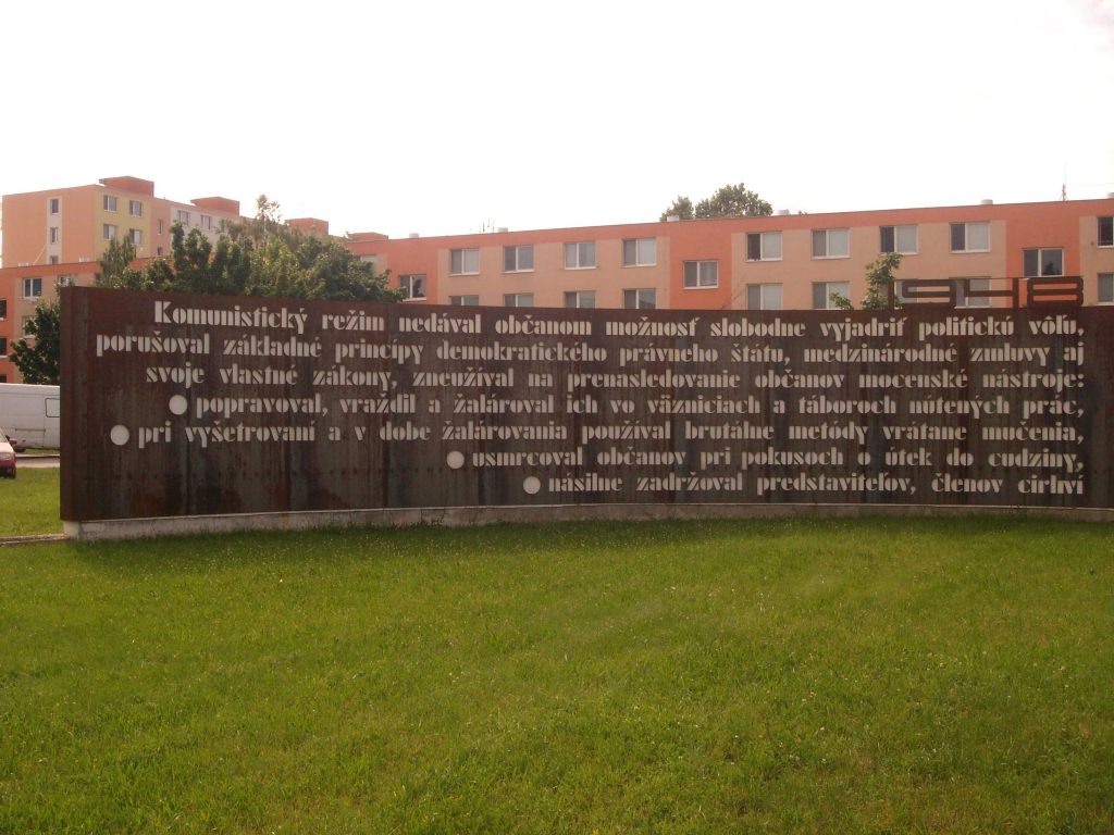 Politikai üldözöttek emlékműve