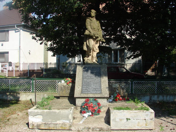Világháborús emlékmű