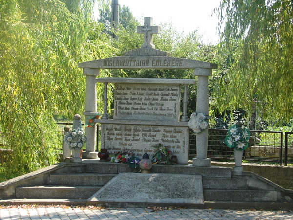 Világháborús emlékmű