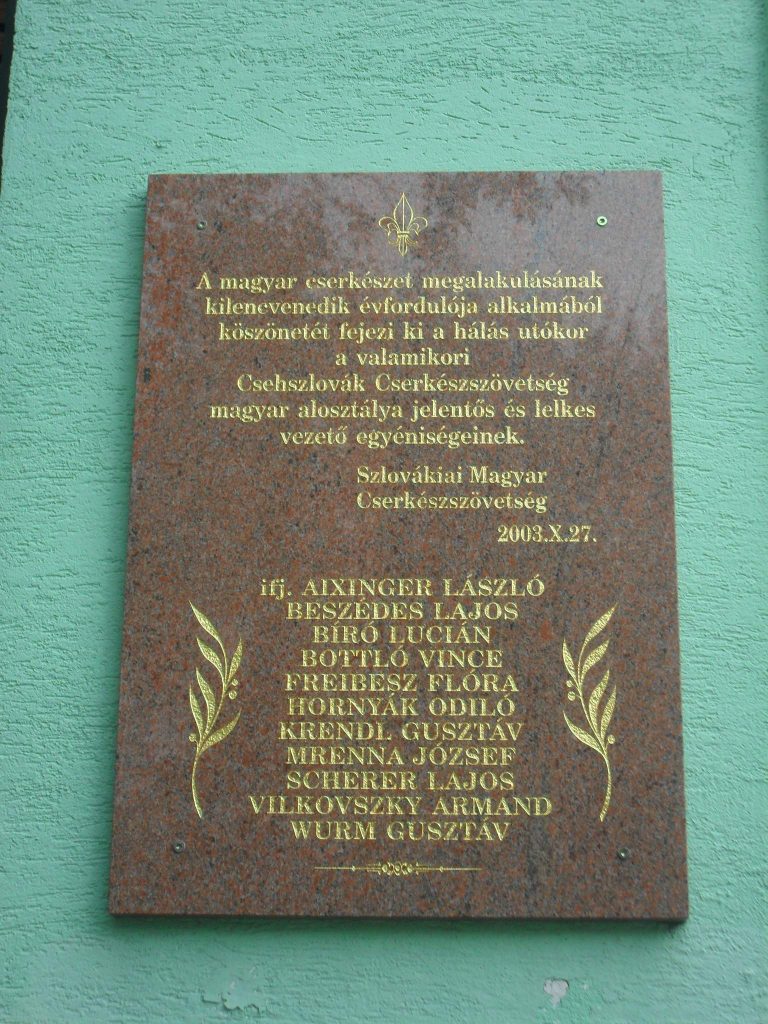 Cserkészet-emléktábla