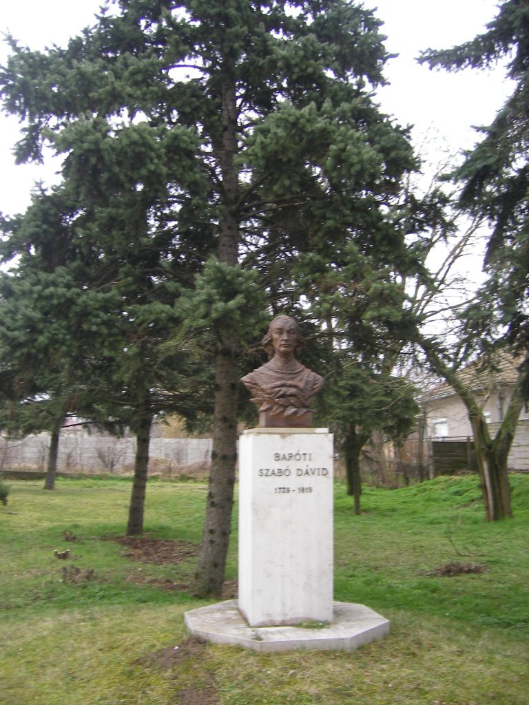 Baróti Szabó Dávid-szobor